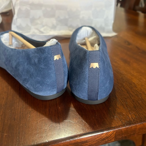 Brand new pair of suede Birdies “The Goldfinch” in Indigo - Picture 4 of 7